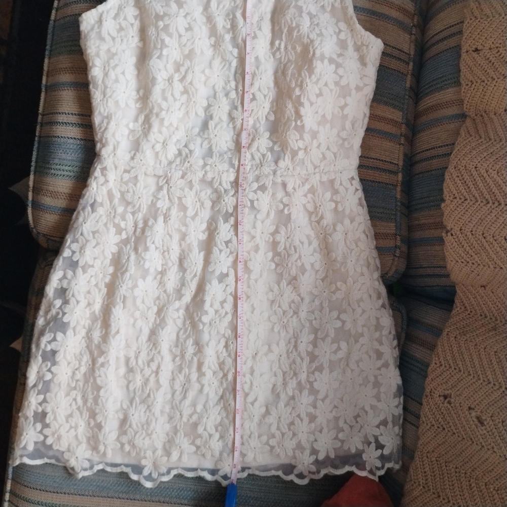 Elegant White Lace Dress By Blu Pepper - Picture 8 of 15